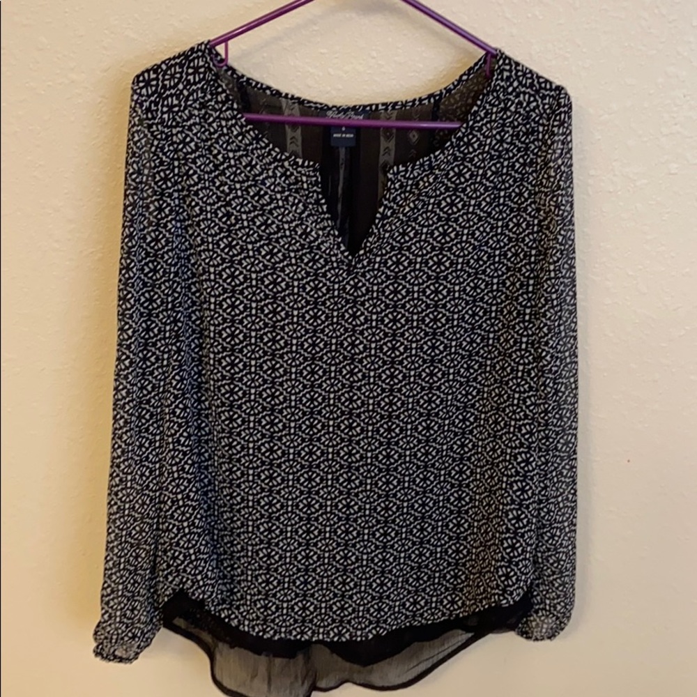 Lucky Brand Black and white long sleeve blouse.